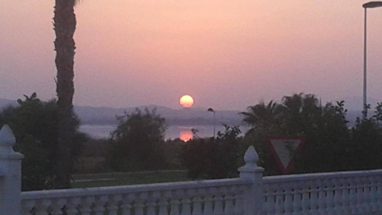 טורבייחה Bnb Casa Frente Al Lago Rosa מראה חיצוני תמונה
